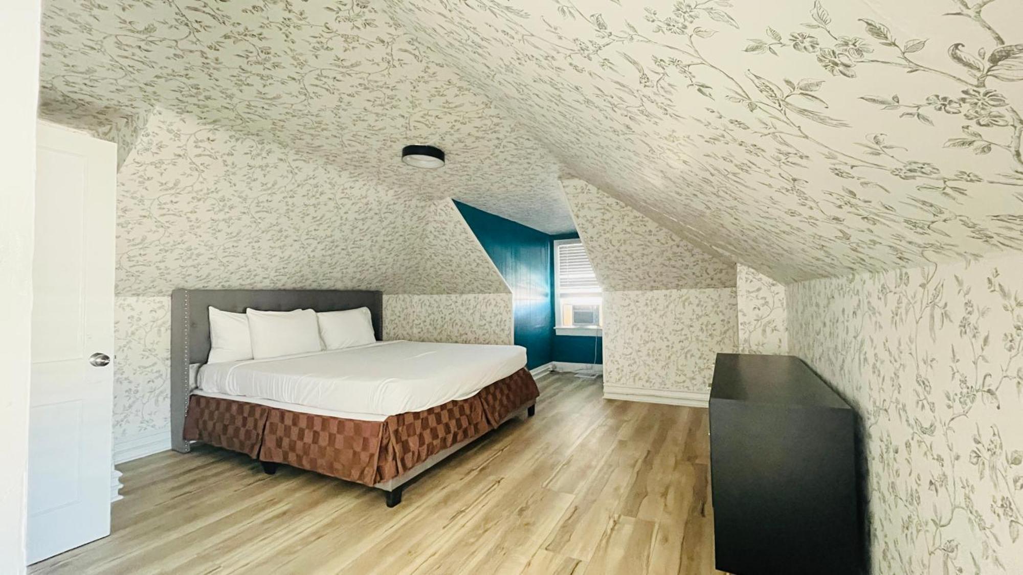 The Vibes Hotel, Trademark Collection By Wyndham Wildwood Exterior photo